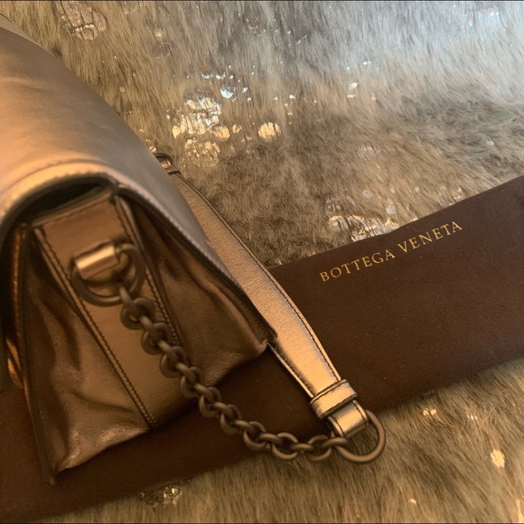 Bottega Veneta - Picture 8 of 17